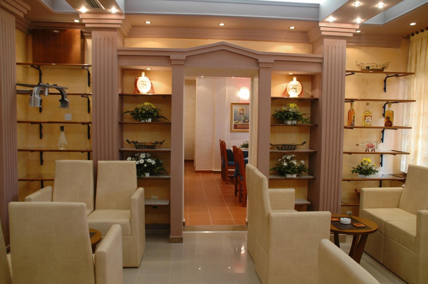 קראלג'בו Hotel Tehnograd מראה חיצוני תמונה