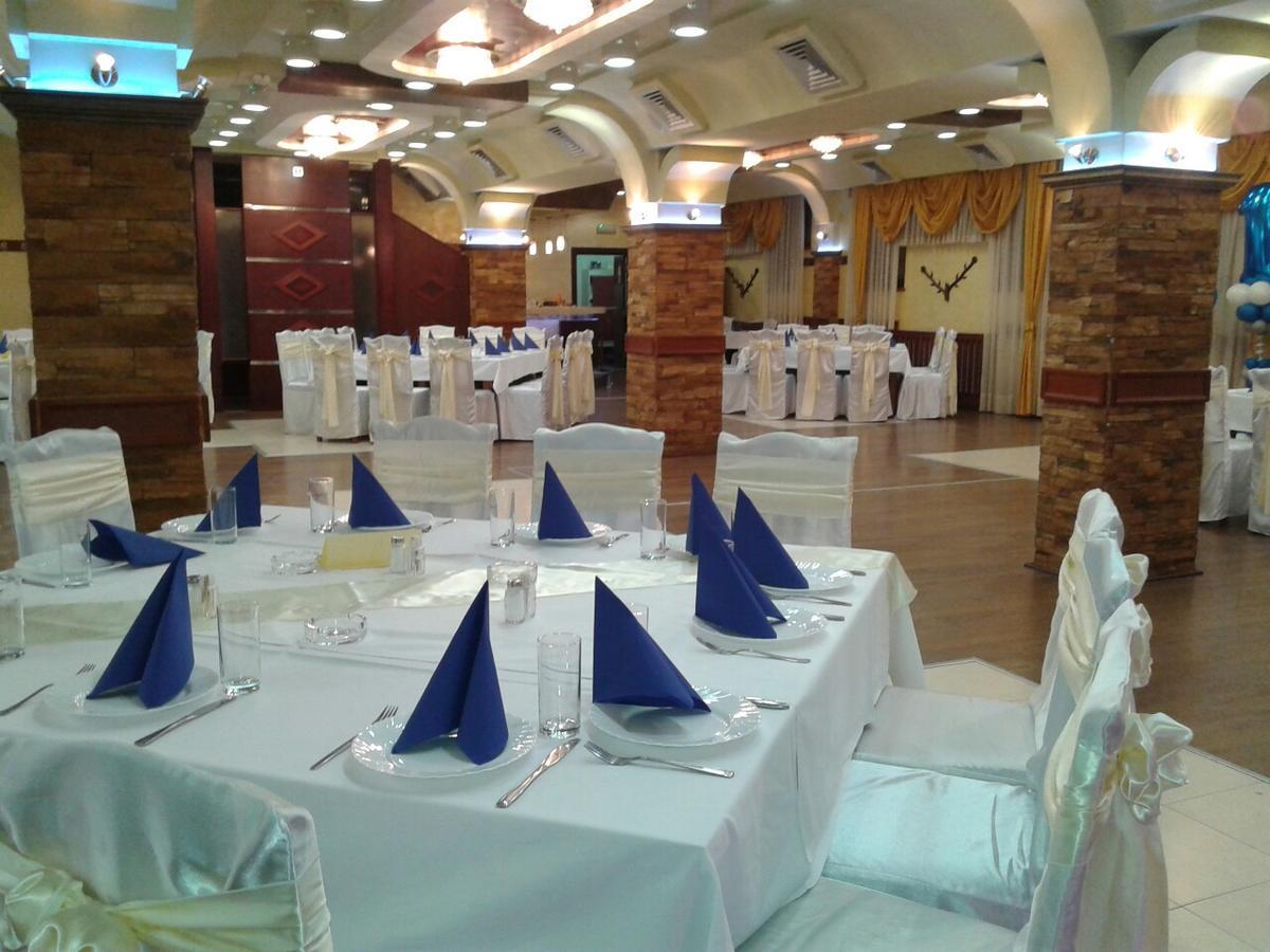 קראלג'בו Hotel Tehnograd מראה חיצוני תמונה