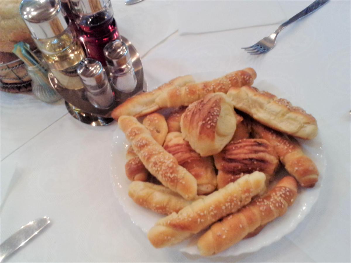 קראלג'בו Hotel Tehnograd מראה חיצוני תמונה